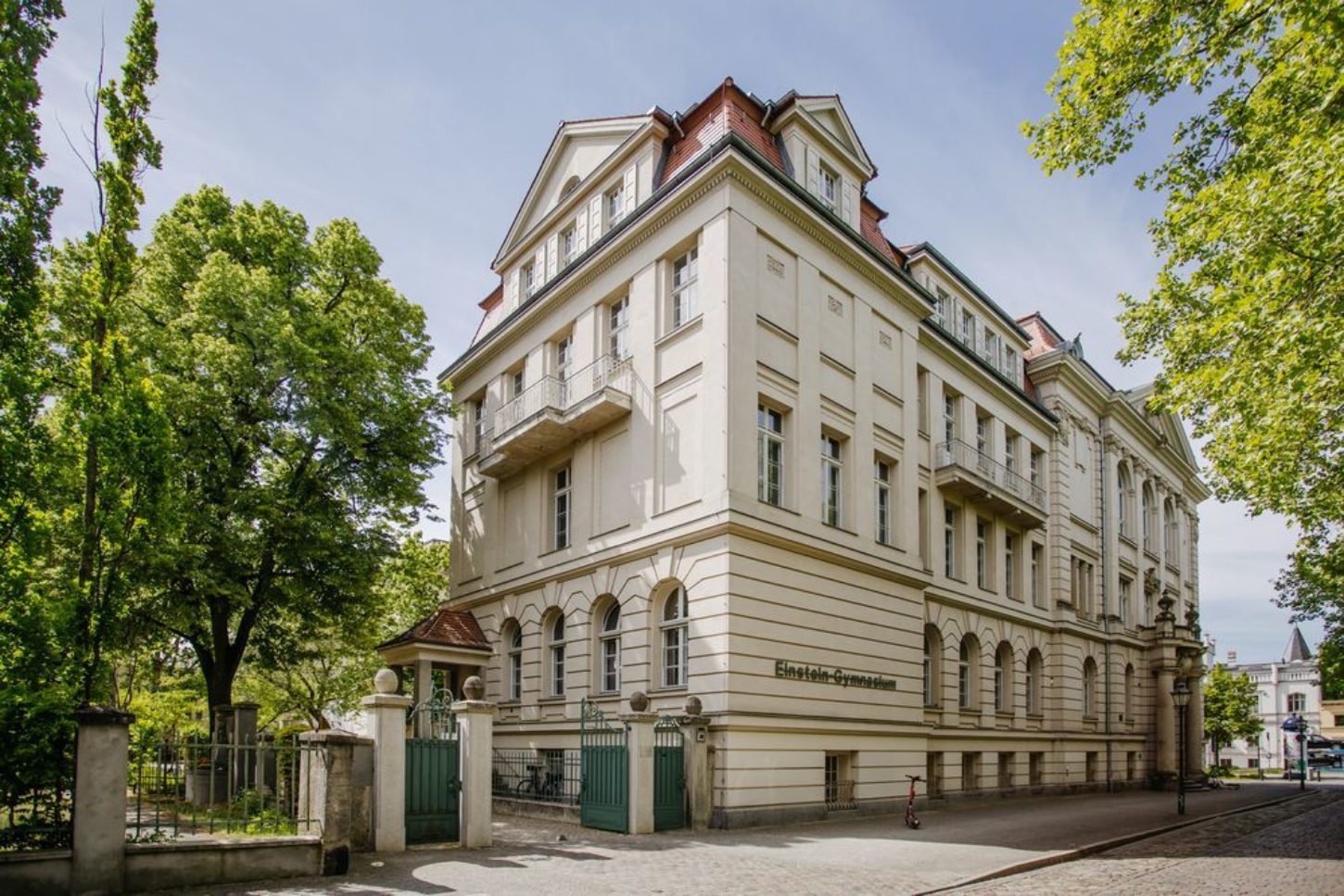 Einstein Gymnasium