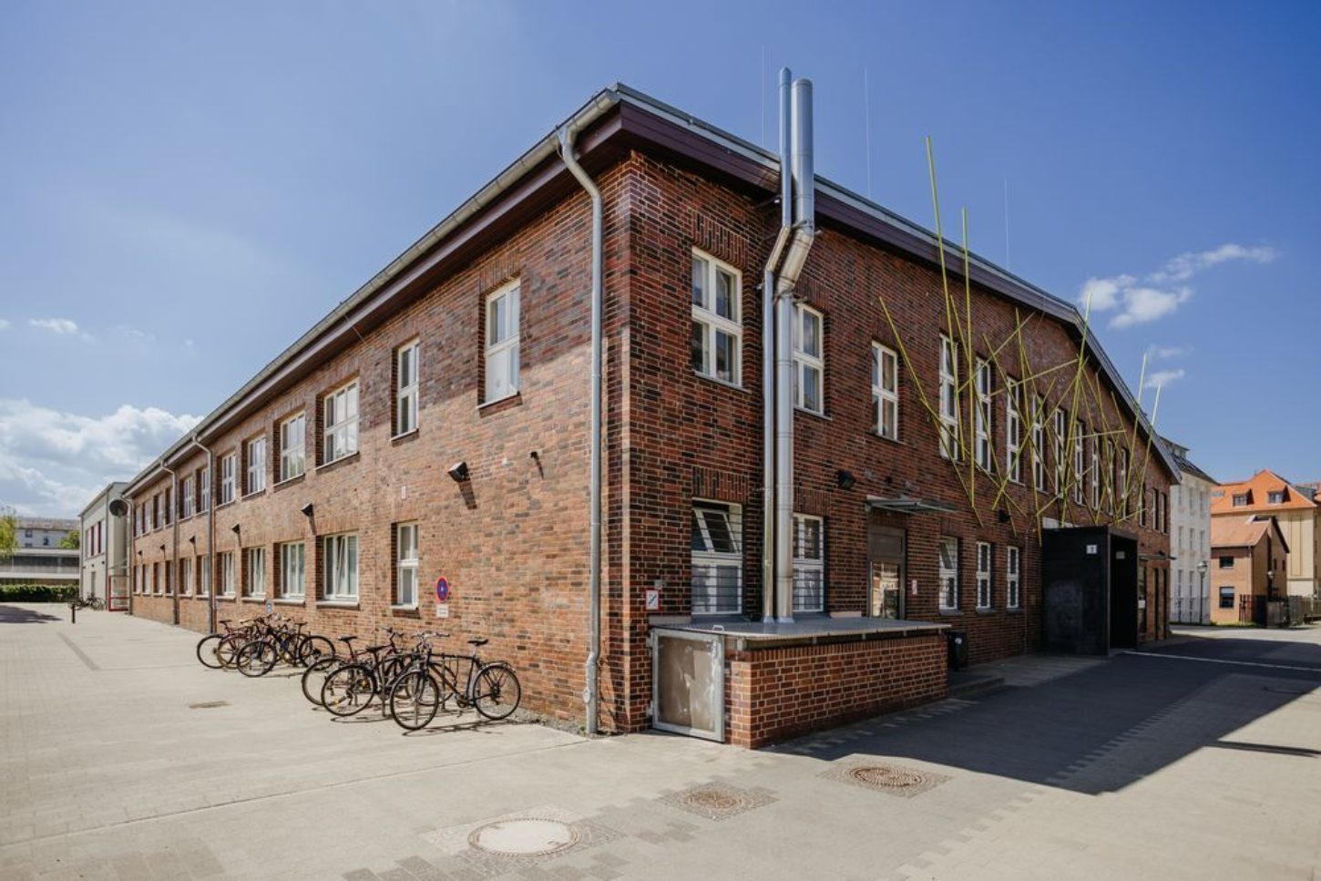 Motorsporthalle