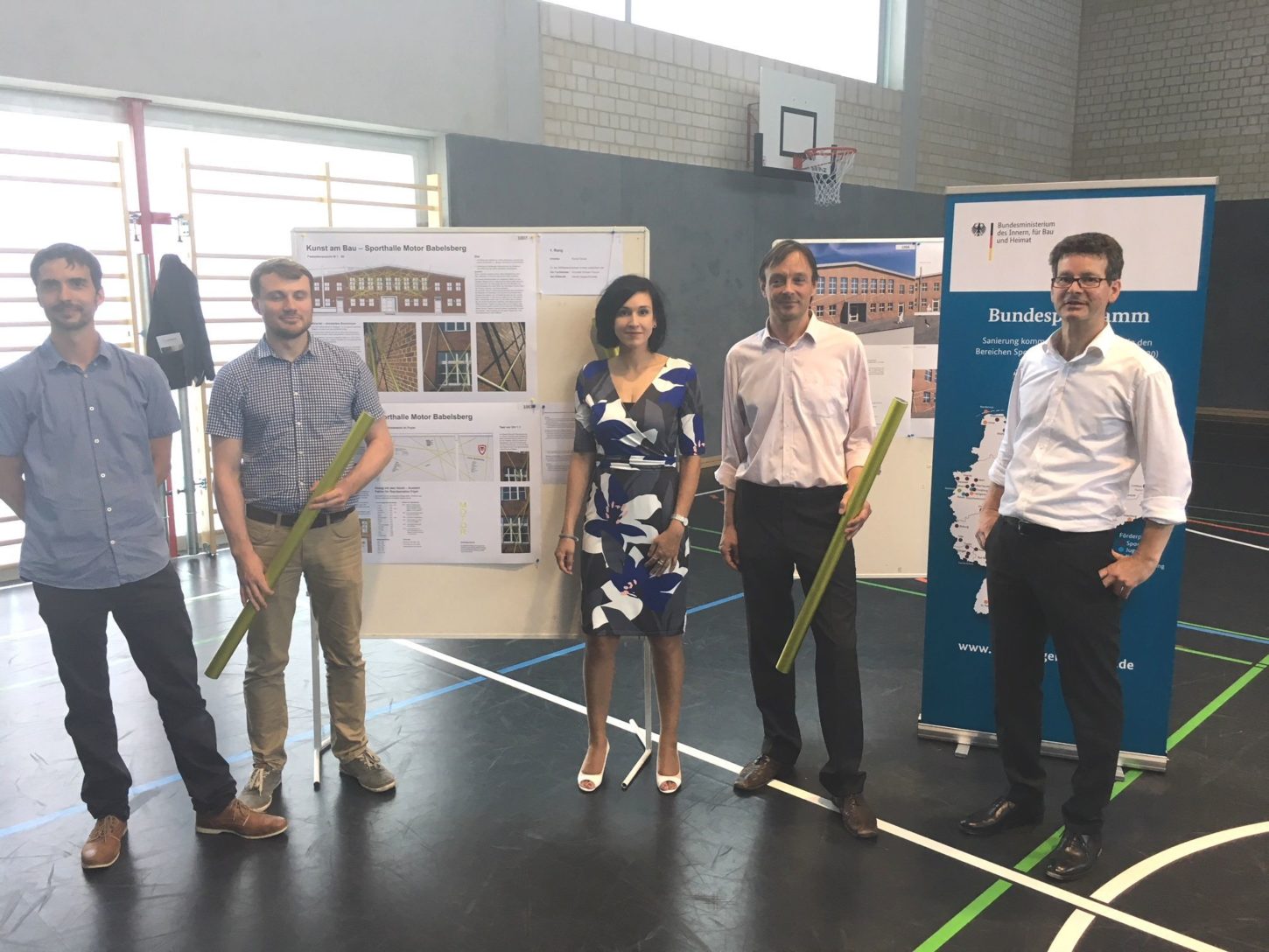 Marcel Schliep, Christian Keller, Noosha Aubel, Rainer Düvell und Uwe Hackmann bei der Austellungseröffnung. Foto Landeshauptstadt Potsdam/ Markus Klier